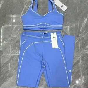 ALO Yoga Women's Black Yoga Set